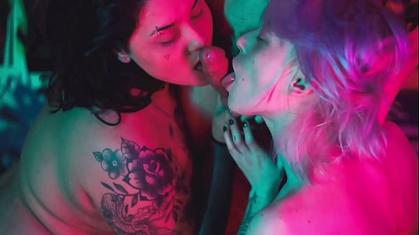 Foot Fetish Threesome: Acidalia, Mad Maxxx & Rotten Venus