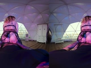 PURITYVR Curvy stepmother with Manuela Ferrari