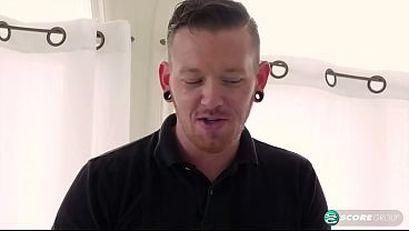 Natalie Knight Gives a Footjob and Gets a Facial